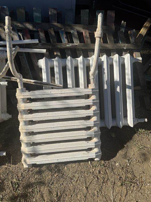 Продам чугунные батареи