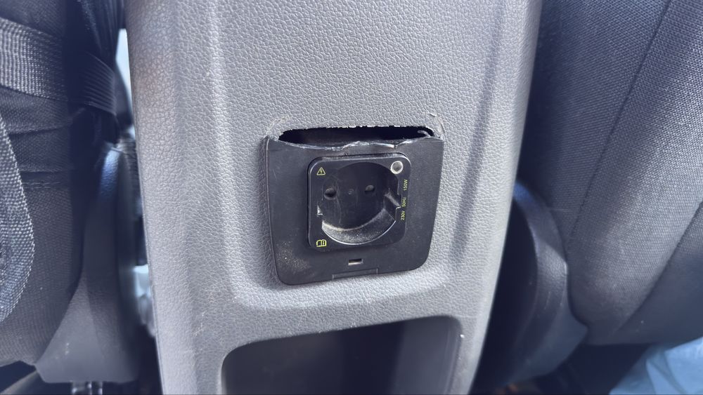 Se vinde FORD C-MAX 1.6tdci , facelift, 2010