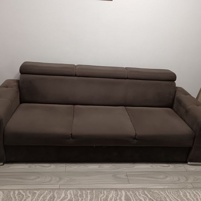 Vând canapea extensibila