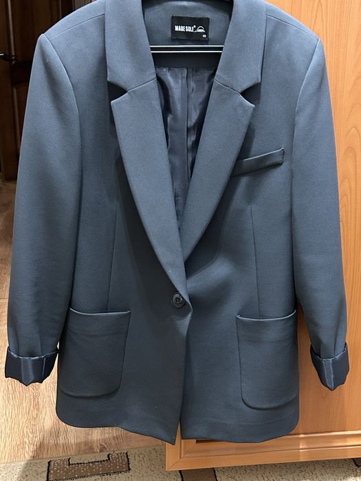 Костюм брючный женский