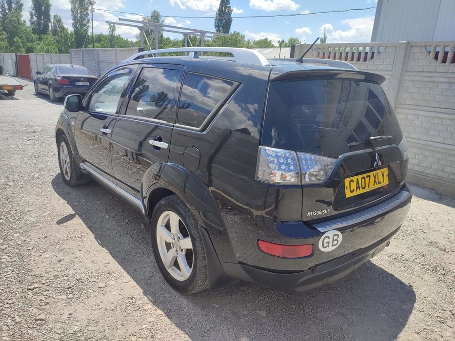 Usa fata stanga/Usa spate stanga/Usa fata dreapta/Usa spate dreapta  Mitsubishi Outlander 2