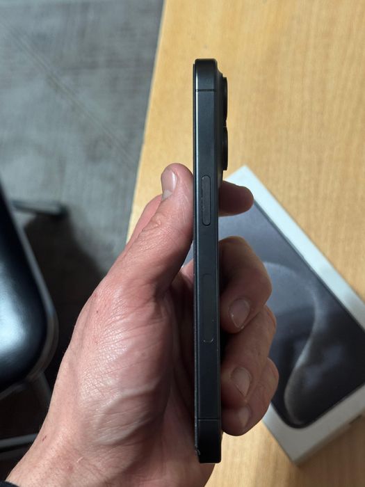 Айфон 15 pro идеал! Обмен на мопед!