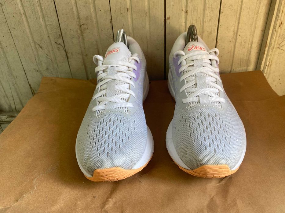 '' Asics Gt-1000 11''оригинални маратонки 42 номер