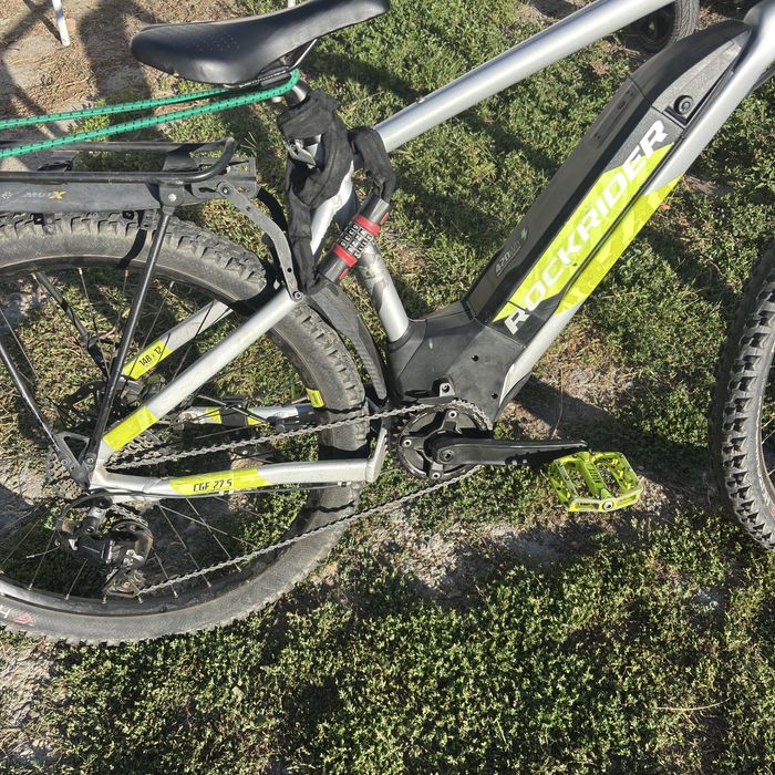 Schimb bicicleta sau vind bicicleta merge impecabil