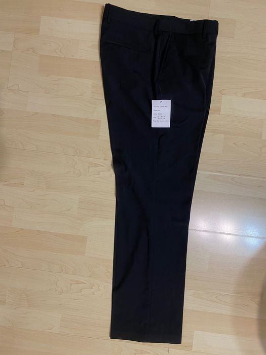 Продавам нов мъжки панталон