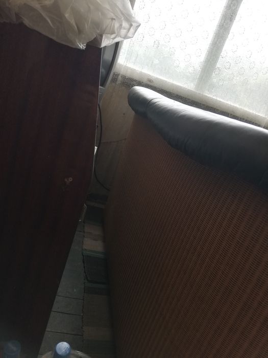 Кожен Градински диван