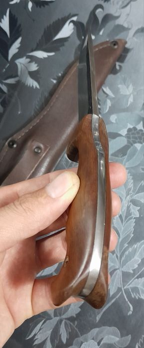 Нож дорогие  Qimat Pichoq