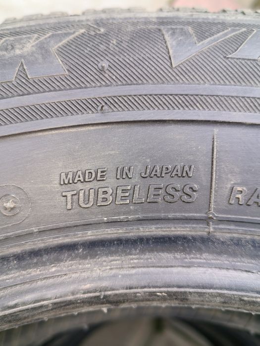 Продам липучку Bridgestone 185/65 R15