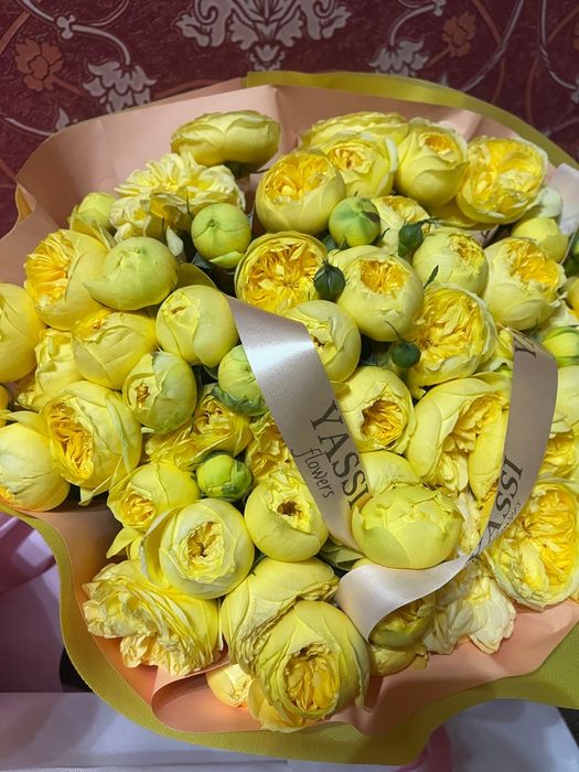 Красивыке цветы, 3 штуки