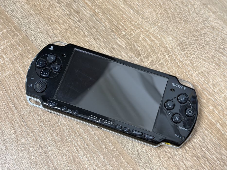 Consola portabila Sony PSP 2004 Modat Permanent