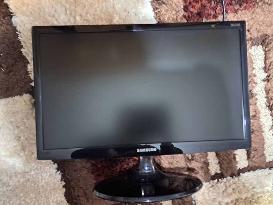 Vand TV diagonala 55 cm