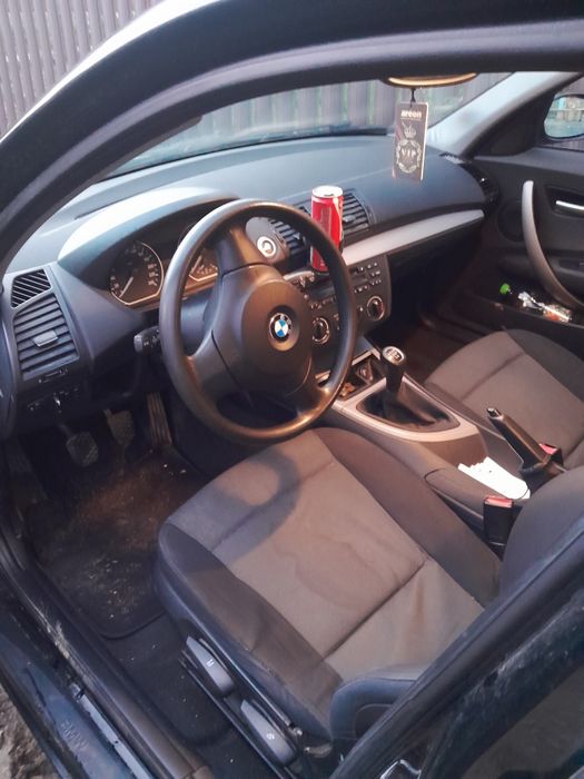 Schimb/Vând bmw seria 1