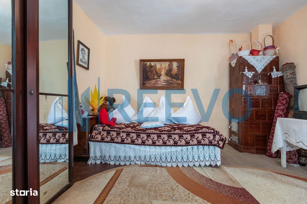 Casa si teren 3365mp Sascut