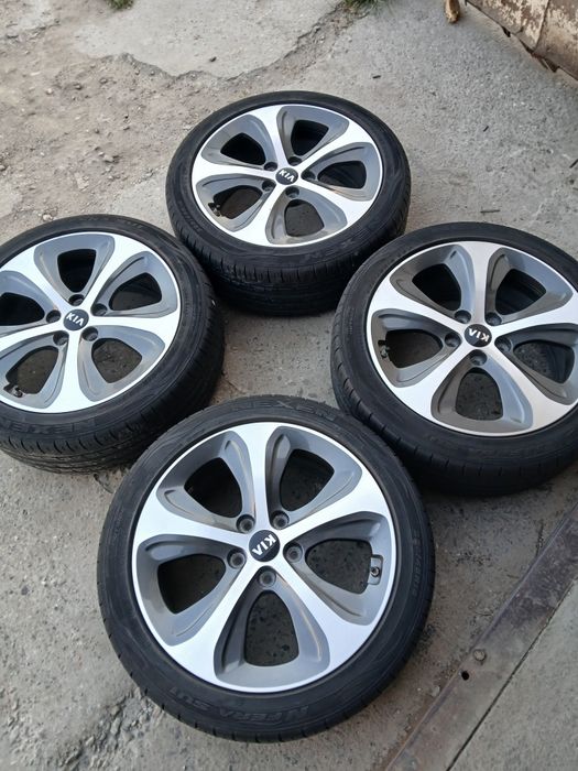 Jante bicolore Kia 225 45 18 senzorii presiune