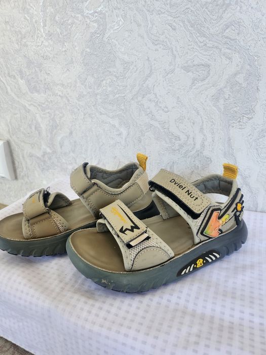 Детские кроссовки jomoto