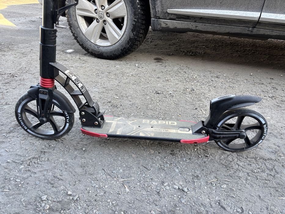 Продам самокат в хорошем состоянии