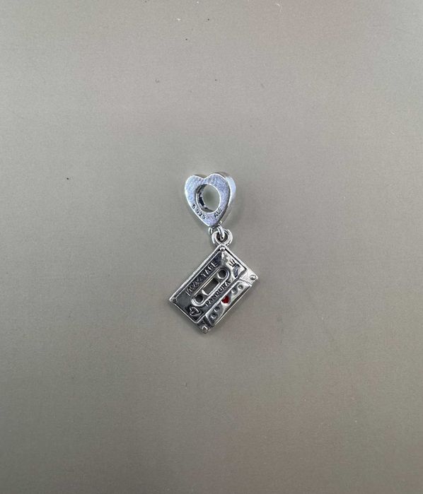 Talisman Pandora Caseta