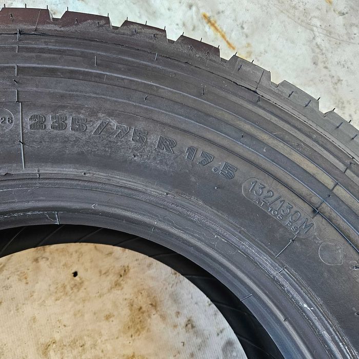 1 Нова гума 235/75R17.5 Michelin Remix XDE2 132/130M M+S France