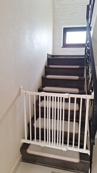 Porti siguranta scari, bebelusi