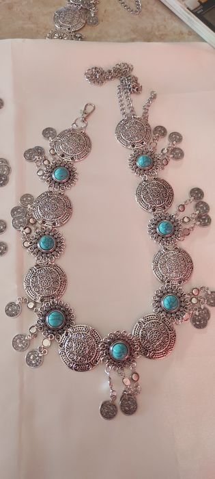Етно колиета и колани