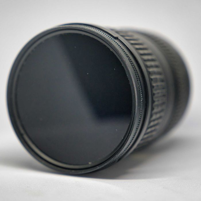 Nikon D7100 + Grip + Nikon 18-200m + Nikon 35mm F1.8 + Accesorii