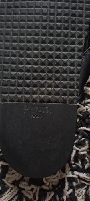 Vand șlapi Fendi Roma din piele