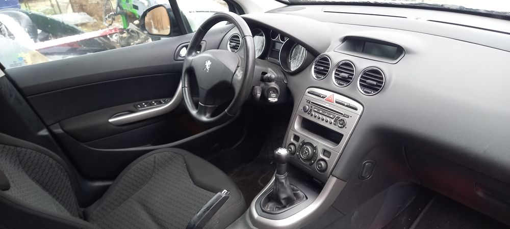 Peugeot 308 1.6 бензин на части