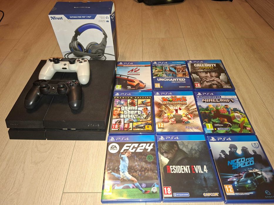 PS4 FLAT с аксесоари