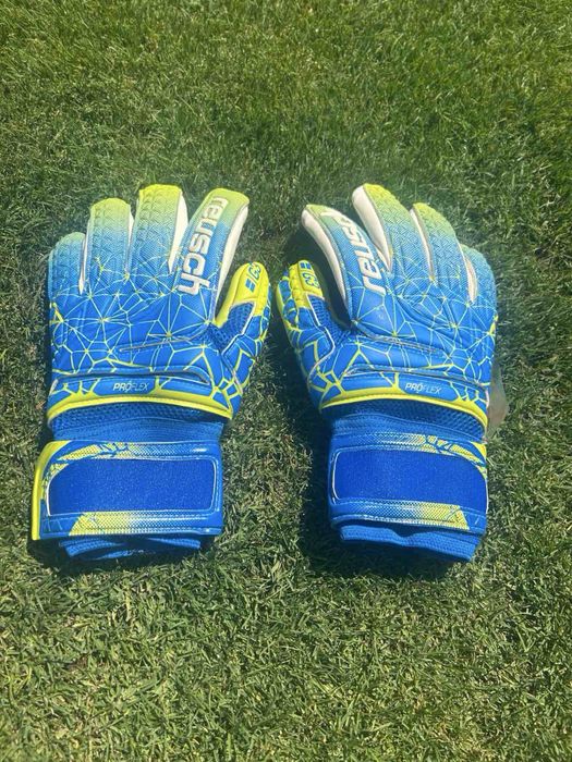 Оригинални вратарски ръкавици Reusch