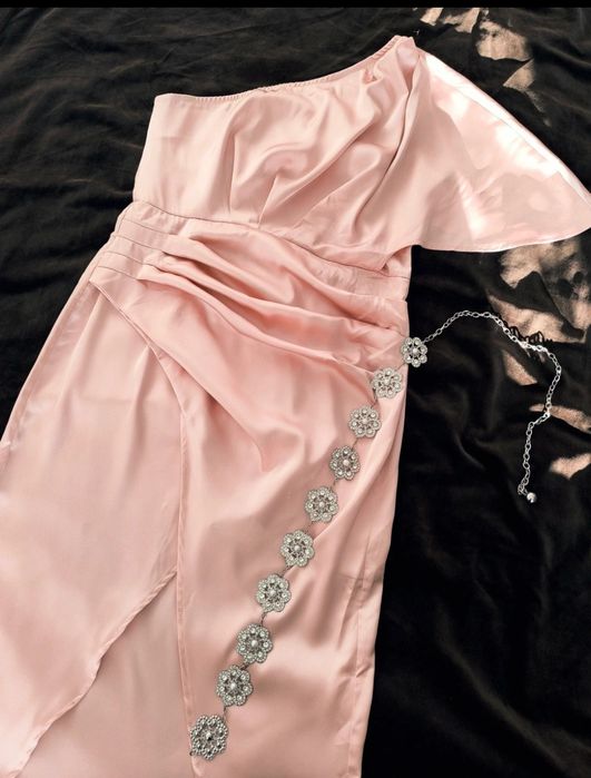 Rochie roz pudra