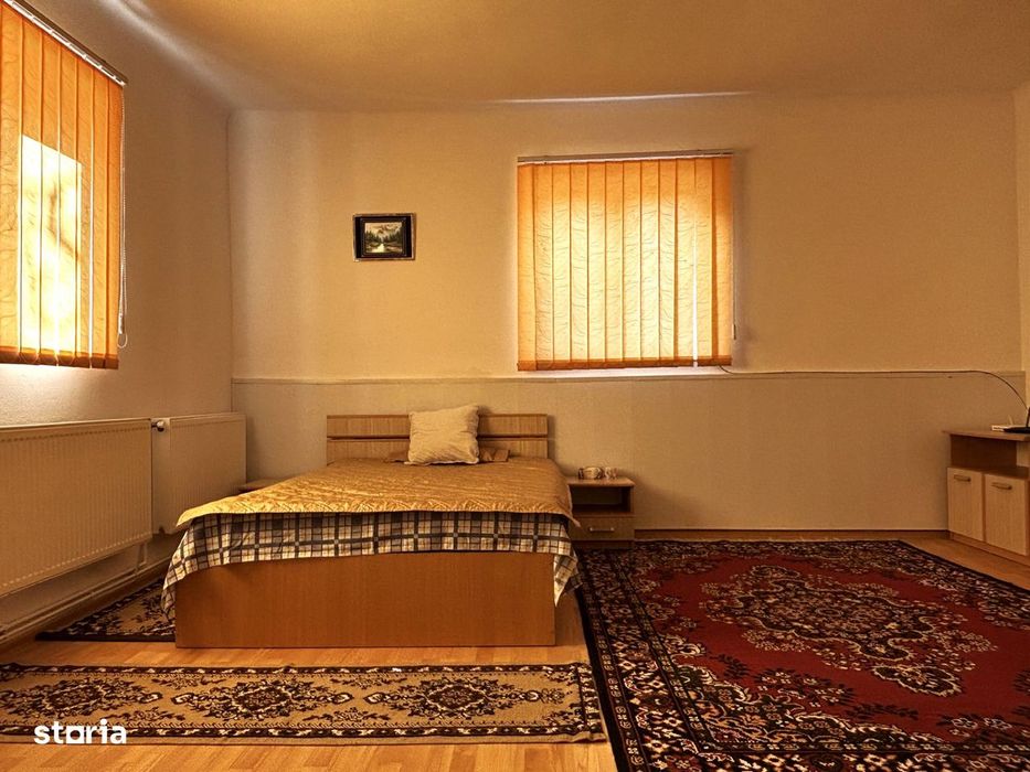 Apartament la casă, 2 camere, zona Lupeni