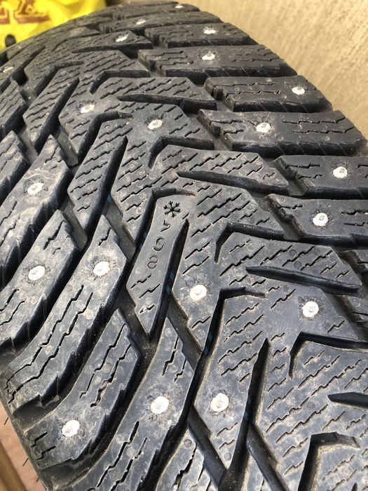 Продам шины Nikian Nordman 8