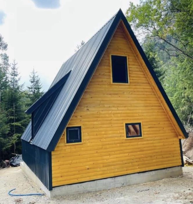 Cabane si case modulare