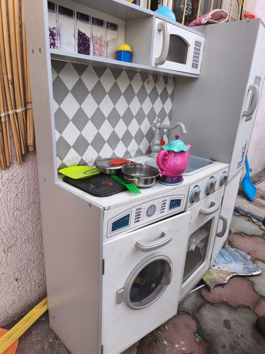 Кухня детская деревянная