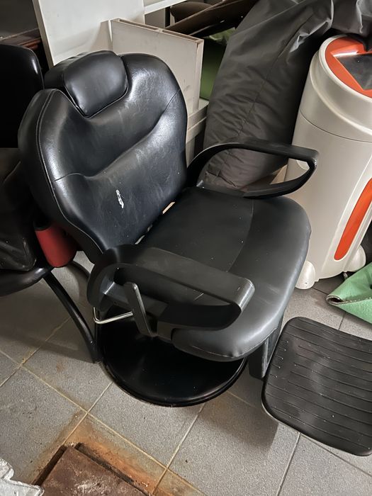 Кресла для парикмахера