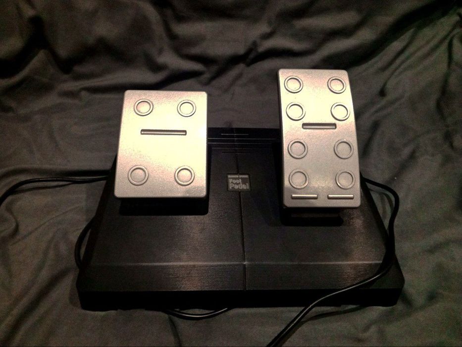 Руль игровой хорошый