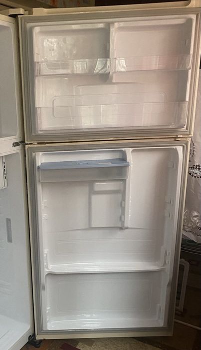 Холодильник  Samsung