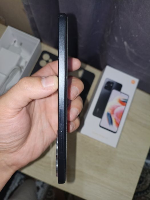 Redmi note 12 6/128