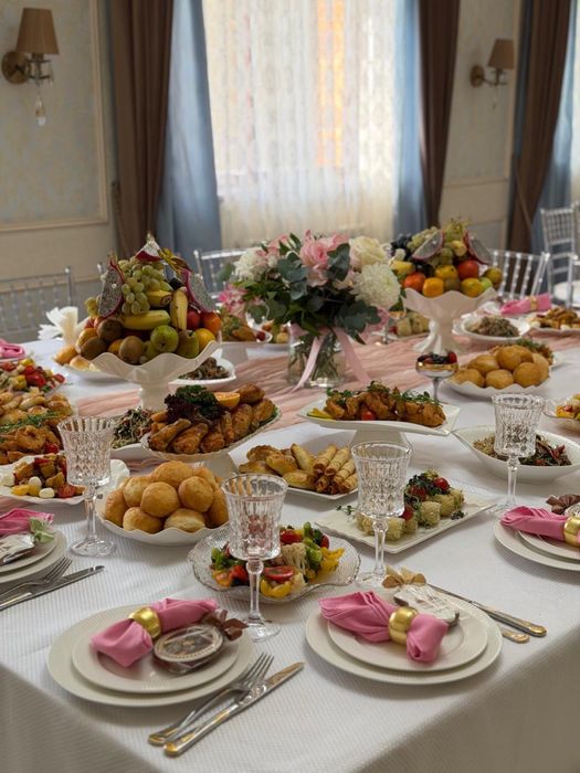 Аренда шатра посуды стол стульев