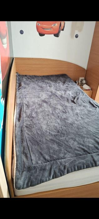 Pat pe colț 100/200,tăblie lata,noptiera, somniera pal, sifonier, biro