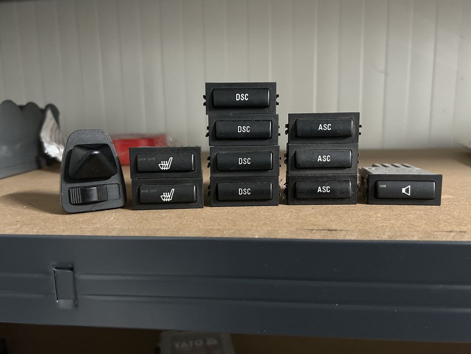 Butoane individuale BMW