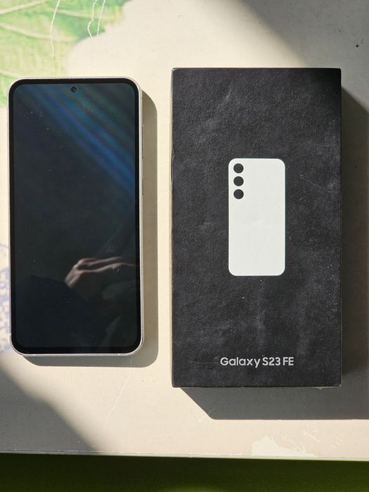Продавам Samsung galaxy S23FE