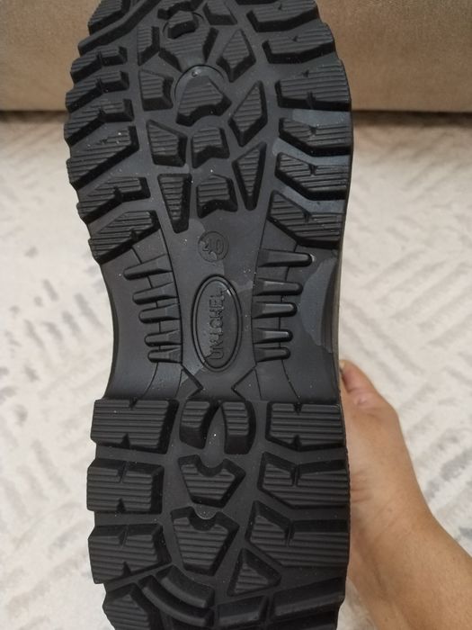 Продам обувь на мальчика