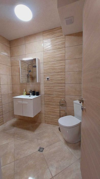 Дава се под наем Двустаен апартамент в София, Полигона - 73 кв.м за 714 € - Снимка #15