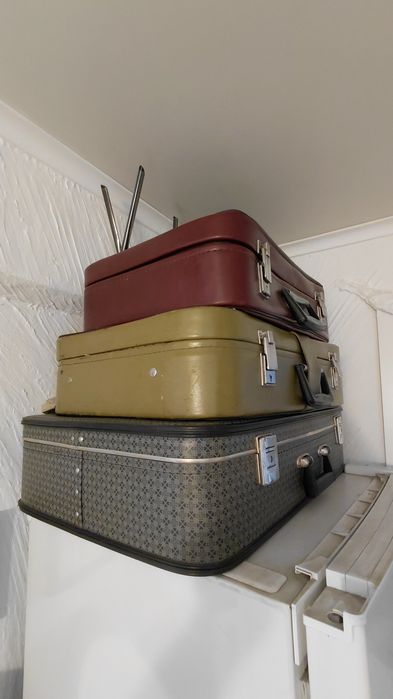 Чемоданы винтажные советские