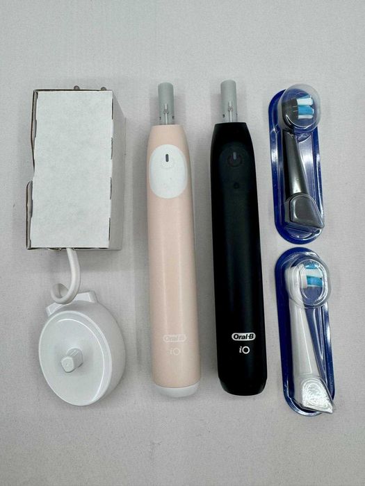 Set 2 periute de dinti electrice Oral-B iO2