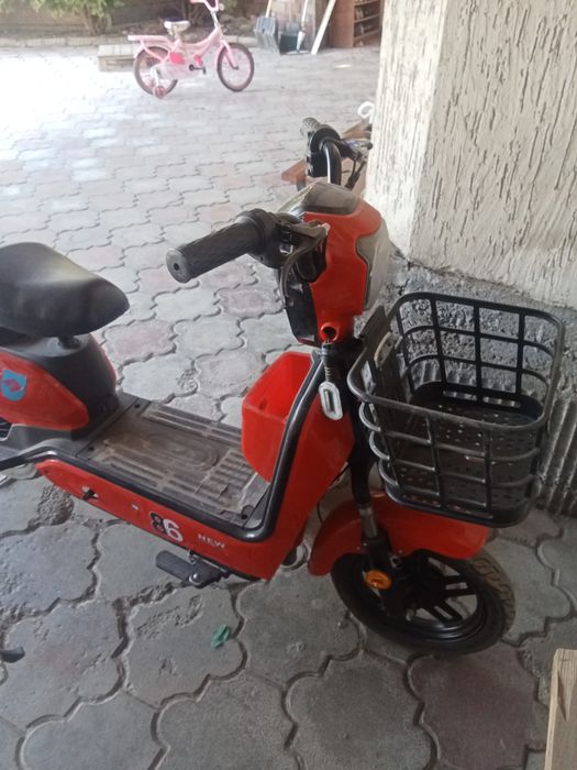 Электроскутор в отличном состоянии