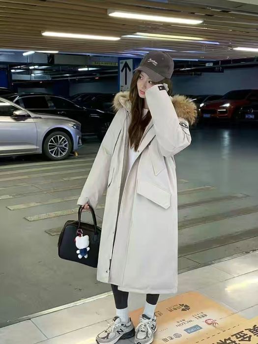 Куртка S на девочку