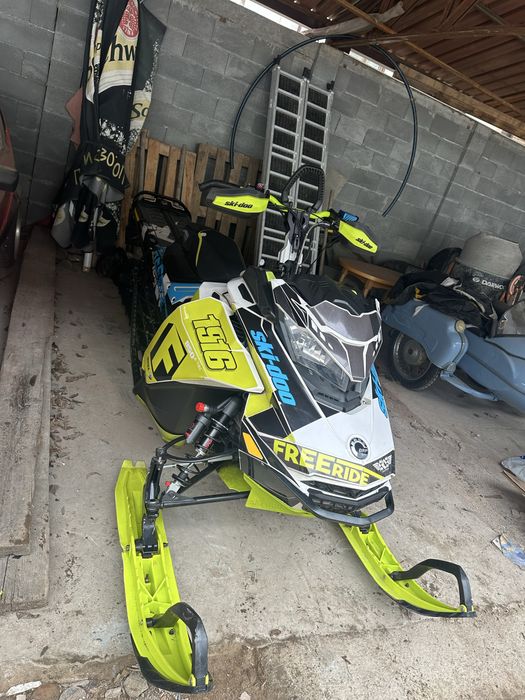 Ski Doo 850 Free ride
