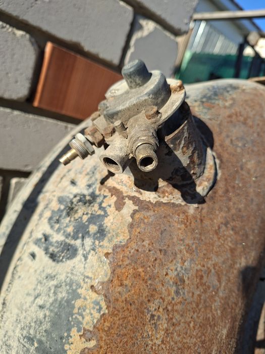 Газовый балон для авто